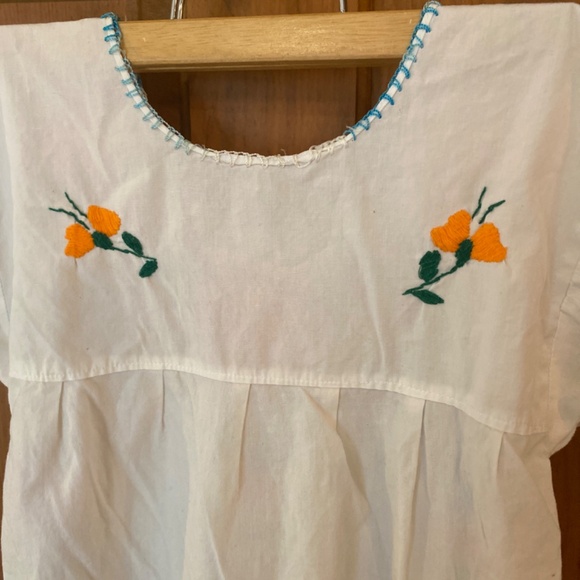 Vintage Hand Embroidered Girls Dress - Picture 4 of 7